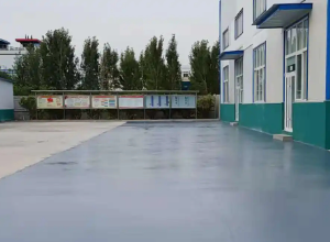 银川彩色路面喷涂翻新的材料对冬季