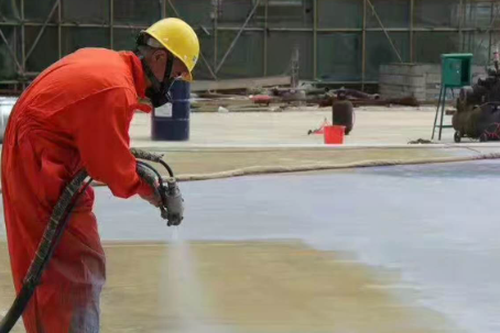 银川彩色路面喷涂是一种为路面